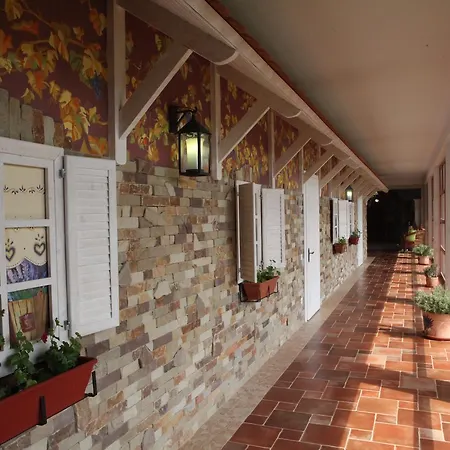 Publo Hotel *