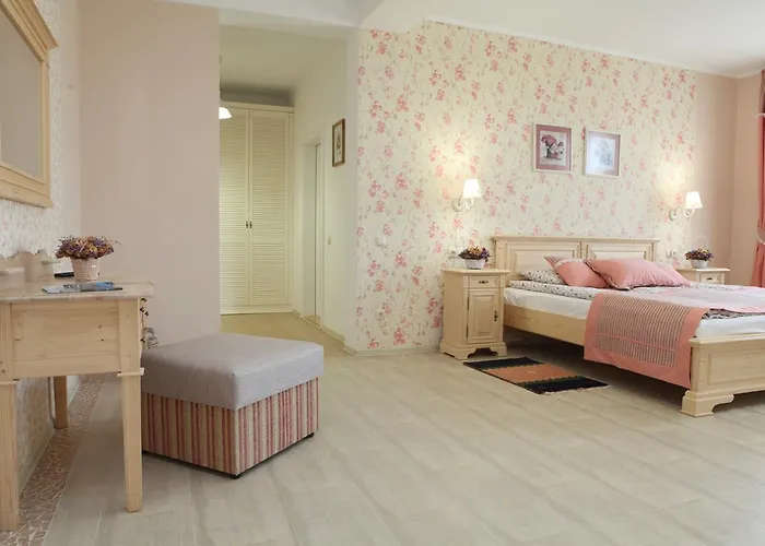 Publo Hotel *